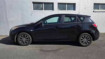 2010 Mazda Axela - Thumbnail