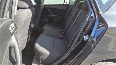 2010 Mazda Axela - Thumbnail