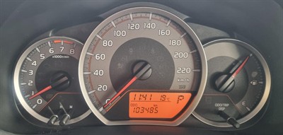 2016 Toyota YARIS - Thumbnail