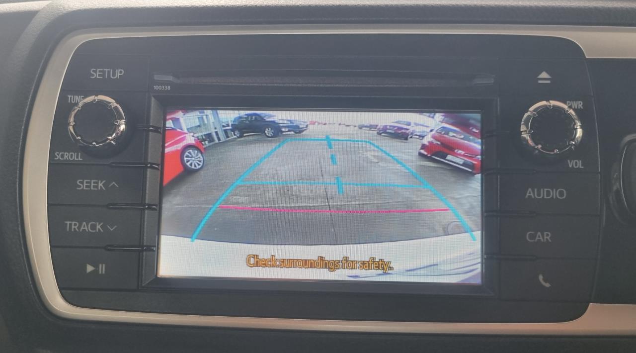 2016 Toyota YARIS