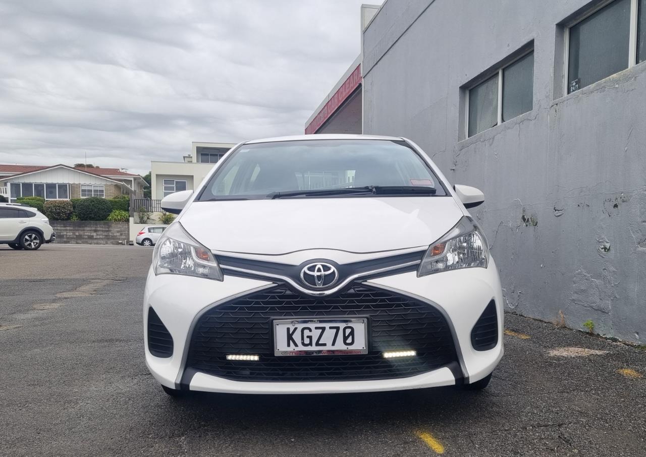 2016 Toyota YARIS