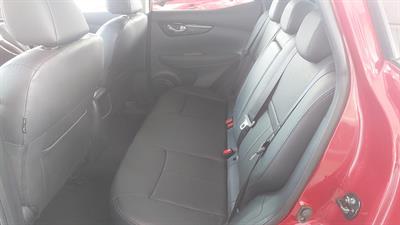 2017 Nissan QASHQAI - Thumbnail