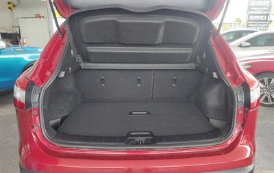 2017 Nissan QASHQAI - Thumbnail