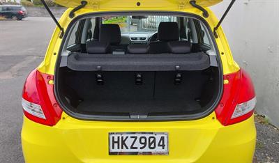 2013 Suzuki SWIFT - Thumbnail
