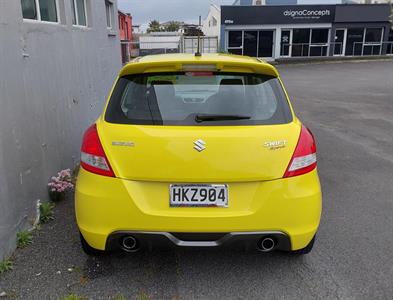 2013 Suzuki SWIFT - Thumbnail