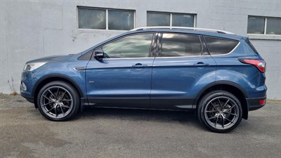 2020 Ford Escape - Thumbnail