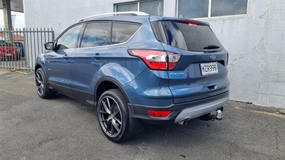 2020 Ford Escape - Thumbnail