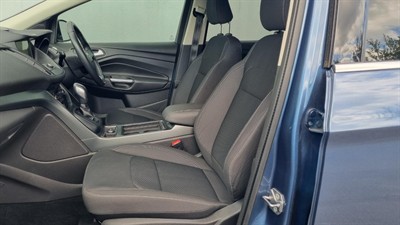 2020 Ford Escape - Thumbnail