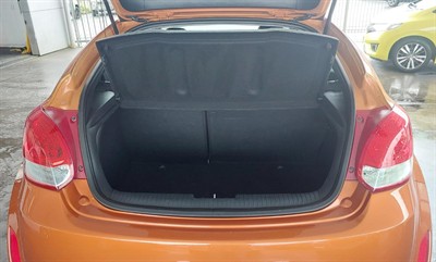 2012 HYUNDAI VELOSTER - Thumbnail