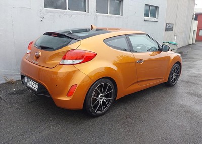 2012 HYUNDAI VELOSTER - Thumbnail