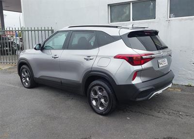 2021 Kia Seltos - Thumbnail