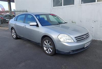 2005 Nissan MAXIMA - Thumbnail