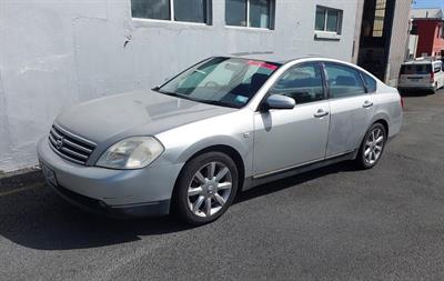 2005 Nissan MAXIMA - Thumbnail
