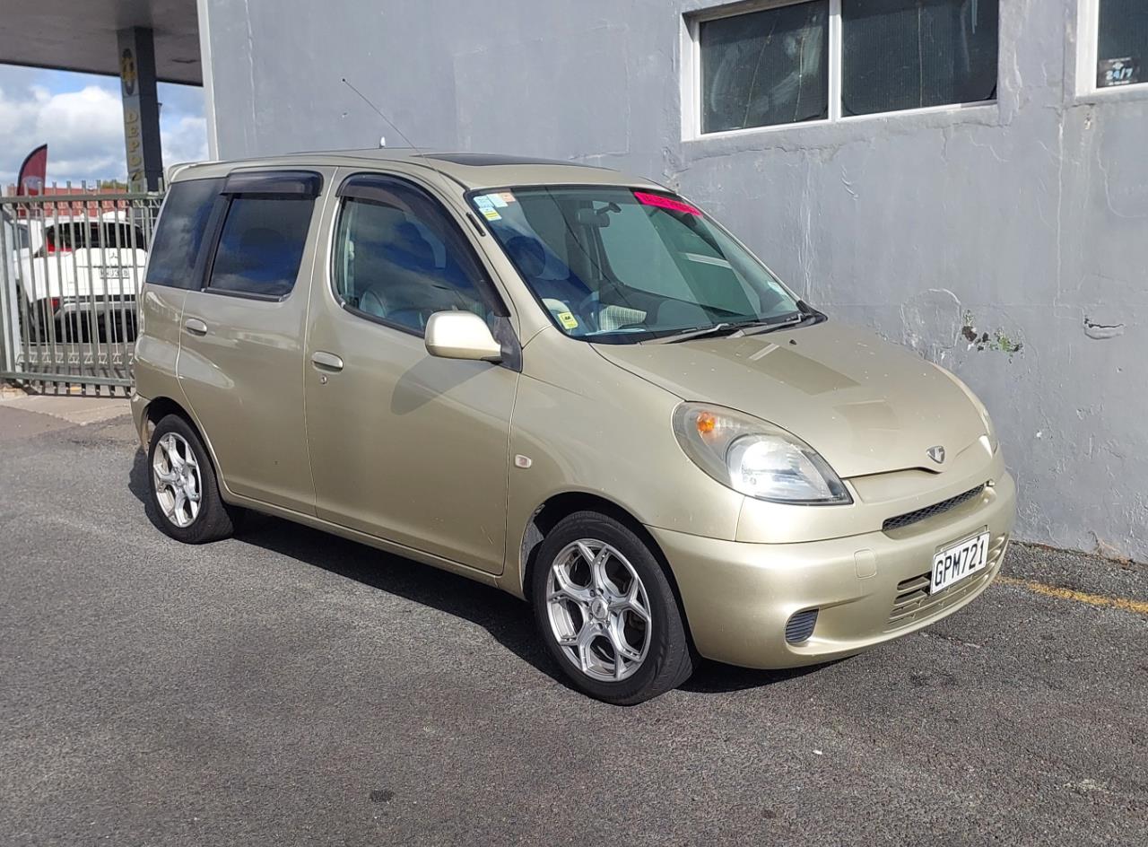 2000 Toyota Funcargo