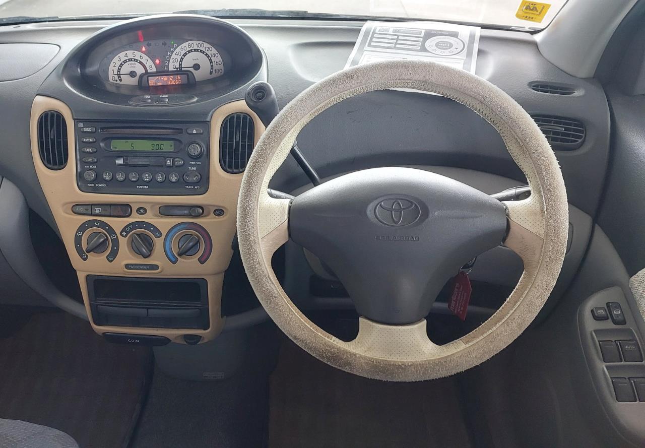 2000 Toyota Funcargo