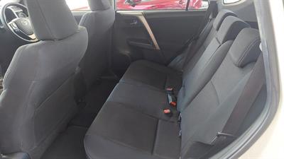 2017 Toyota RAV4 - Thumbnail