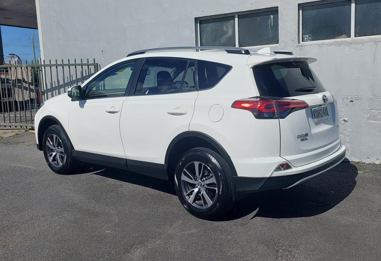 2017 Toyota RAV4