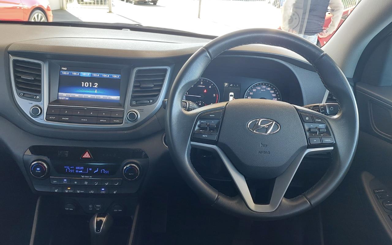2016 HYUNDAI TUCSON