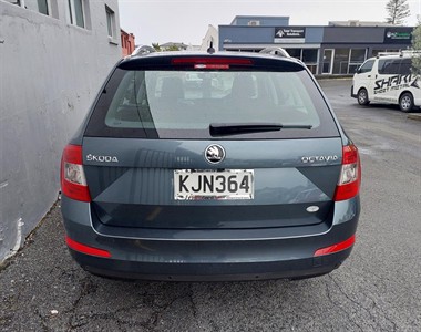 2017 Skoda Octavia - Thumbnail