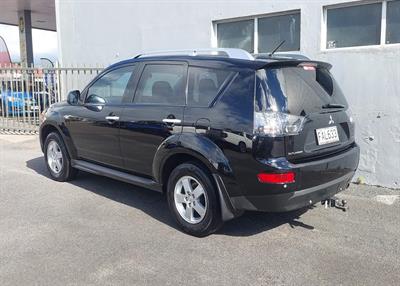 2009 Mitsubishi Outlander - Thumbnail