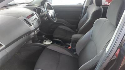 2009 Mitsubishi Outlander - Thumbnail