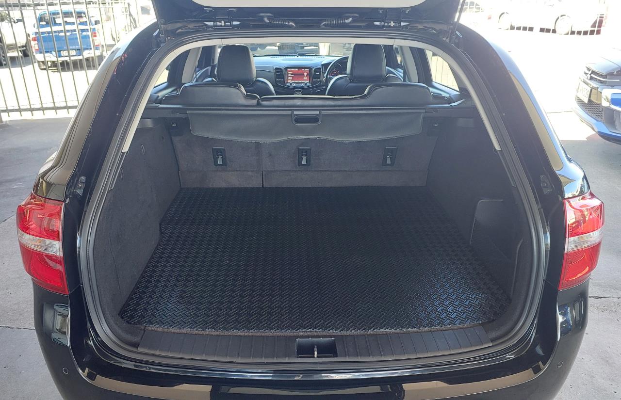 2017 Holden COMMODORE