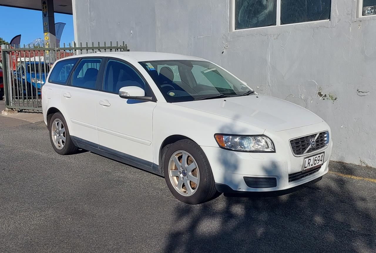2009 Volvo V50
