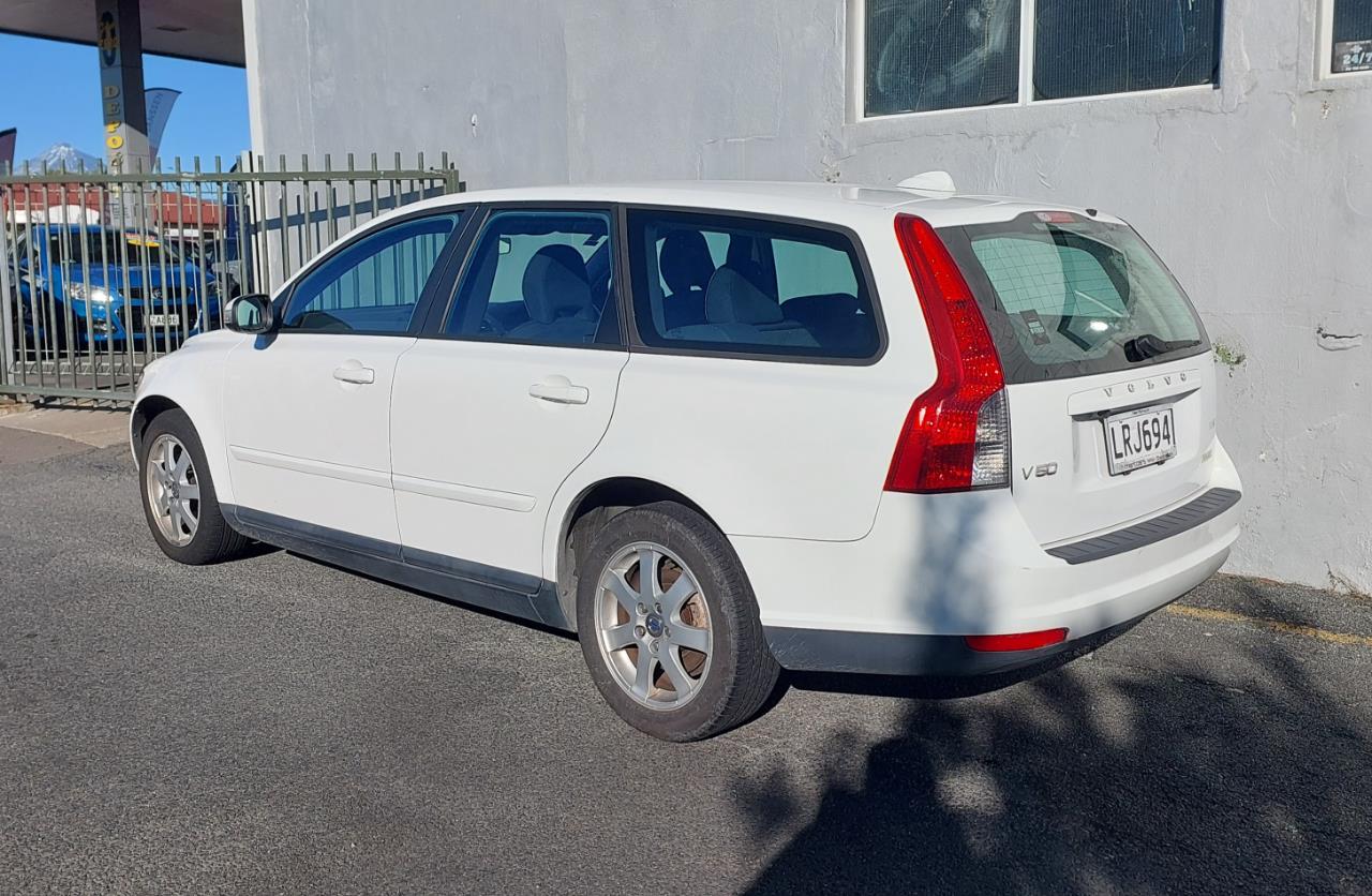 2009 Volvo V50